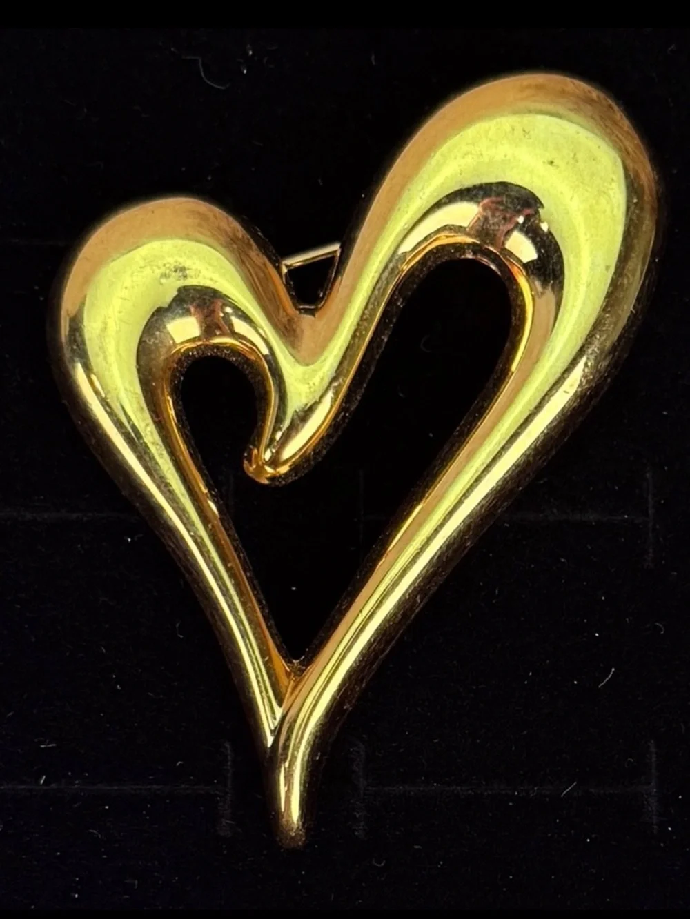 Vintage weighted, goldtone Heart Brooch pin